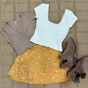 American Eagle Floral Skirt Size Small